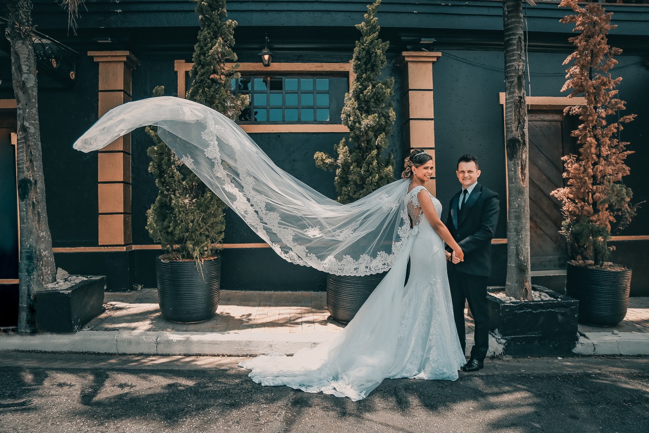 How to Budget and Save Money on Your Wedding Attire, Flowers, Photo-Video, Venue and Meal-Bar